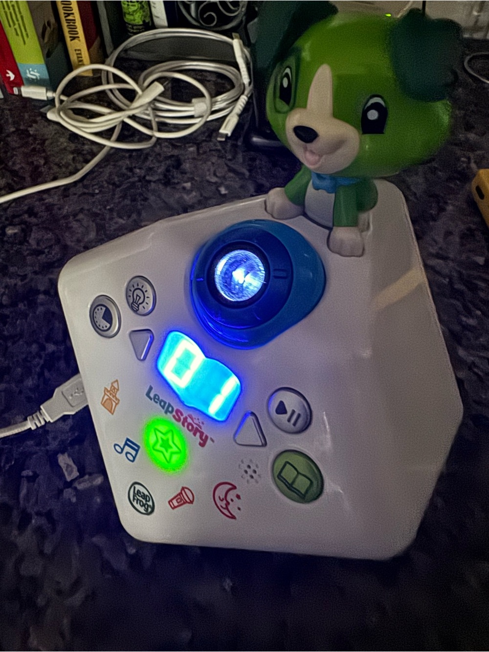 LeapStory Projector Nightlight - Green/White learn bedtime stories